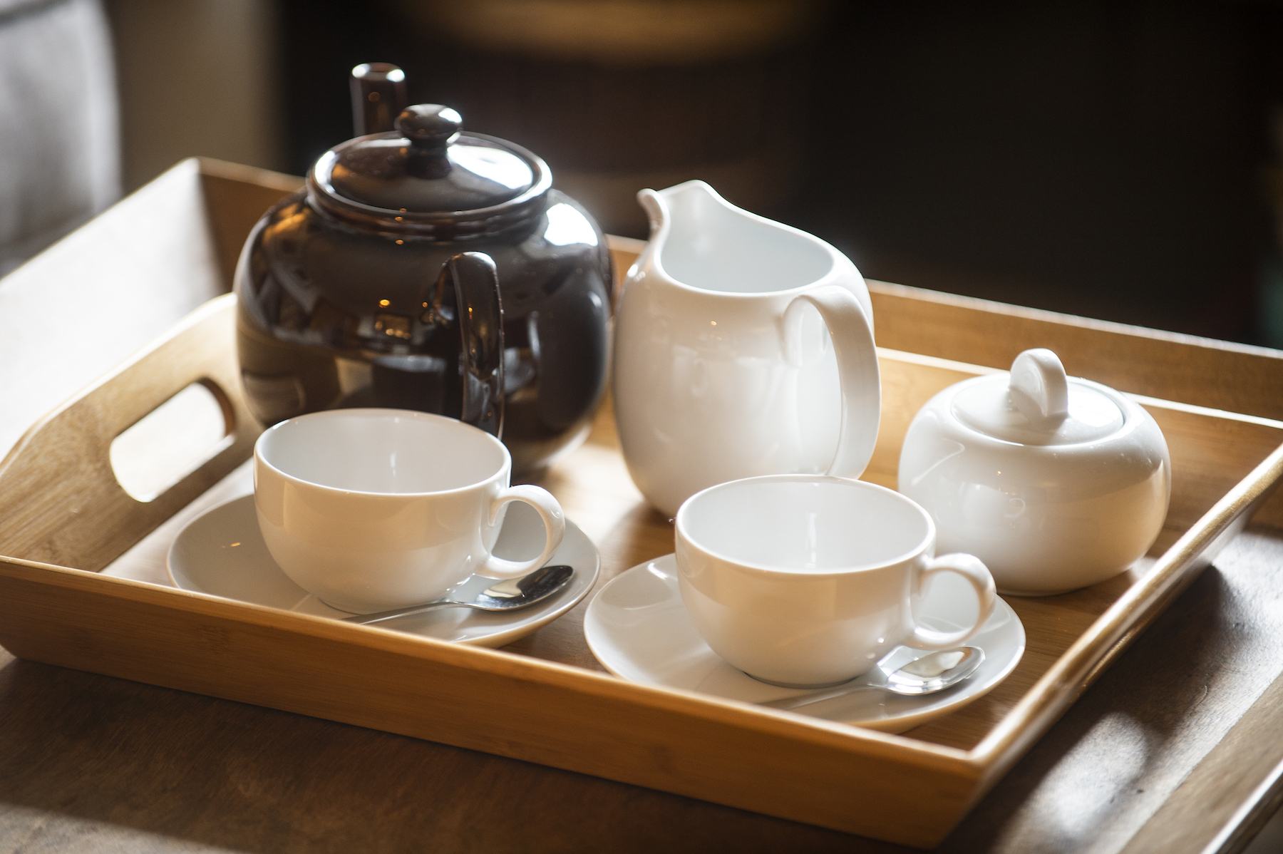 A tea and coffee set in the Terrace Apartment kitchen
