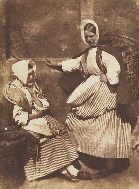 Calotype portrait of two Newhaven fishwives by Hill and Adamson